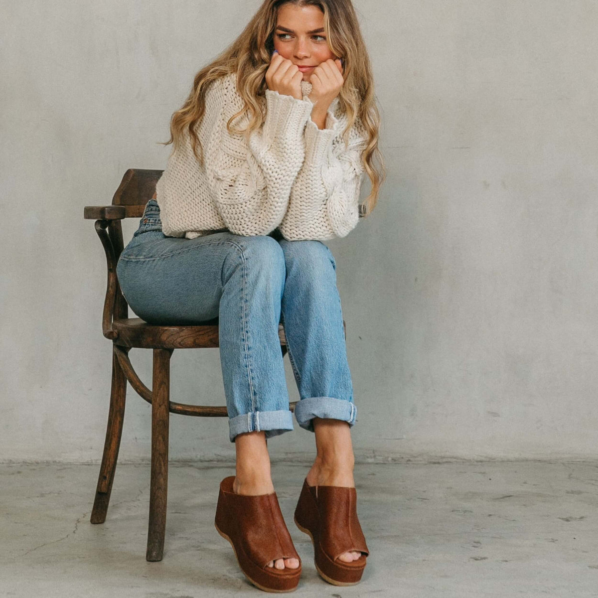 rowan hickory platform sandals styled on model, women's everyday platform sandals, Kelsi Dagger Brooklyn