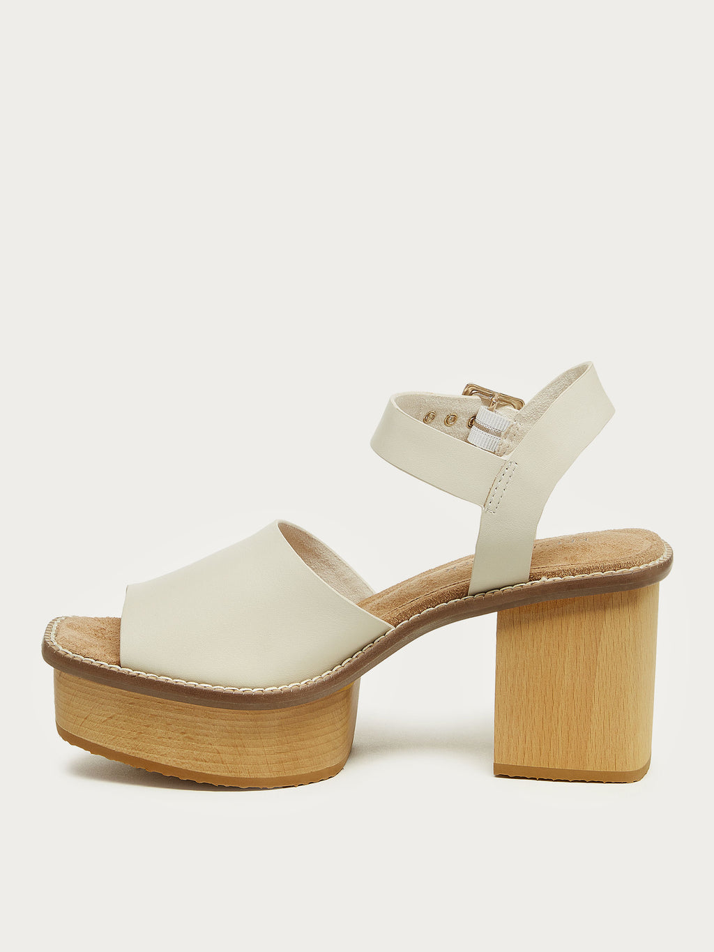 Groove Shell Platform Sandals