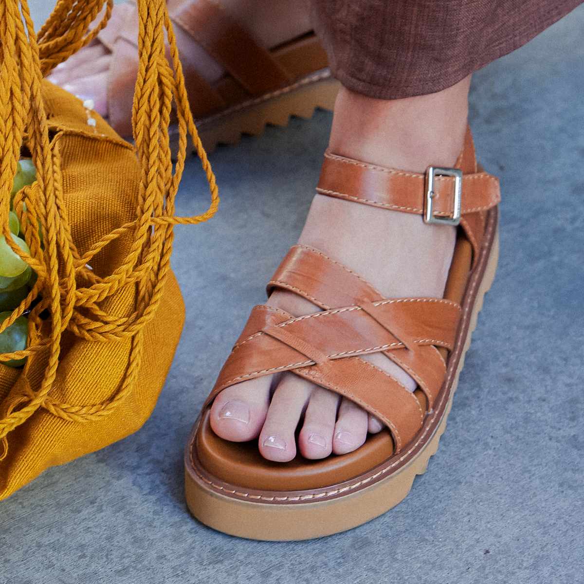 Kelsi Dagger Kova Tan Platform Sandals – Kelsi Dagger BK