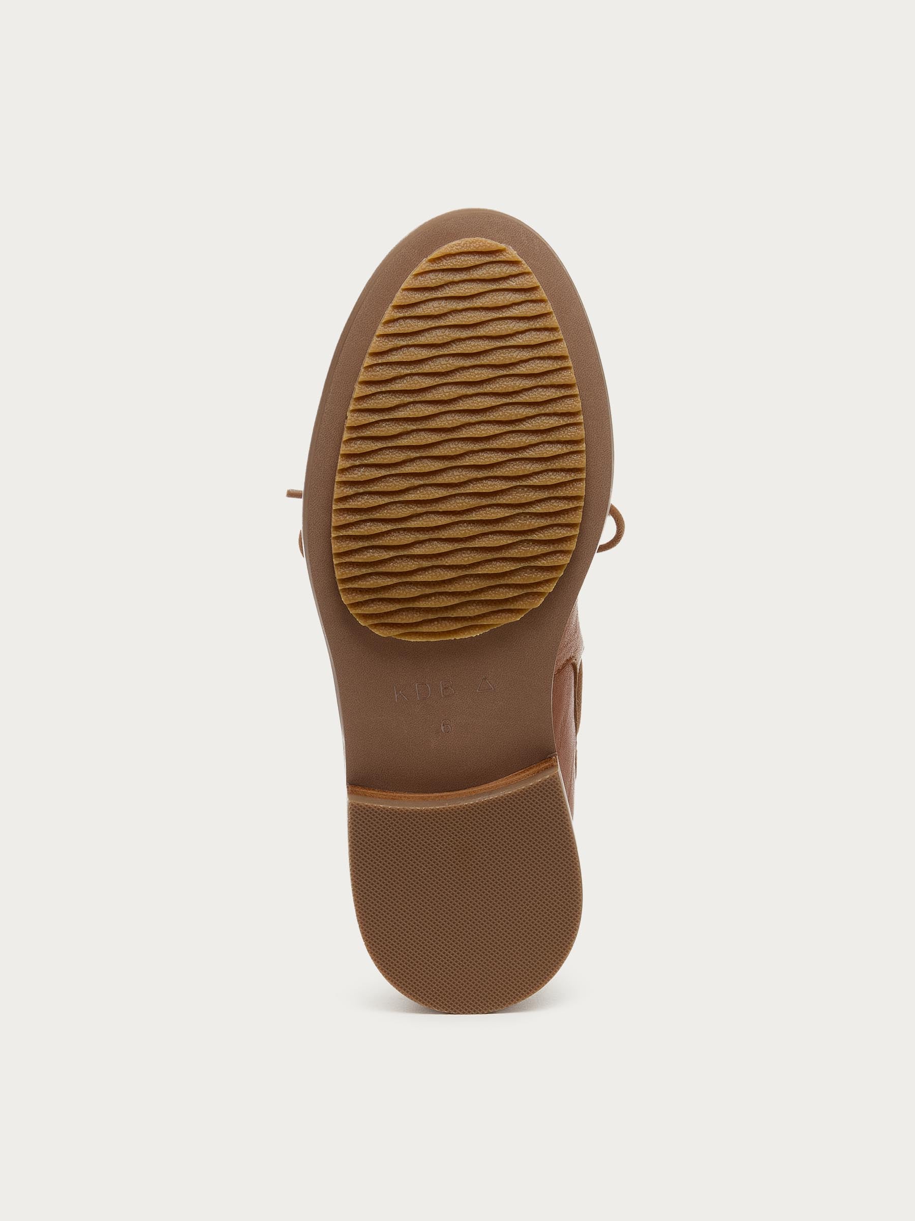 Linny Fox Leather Boat Shoe
