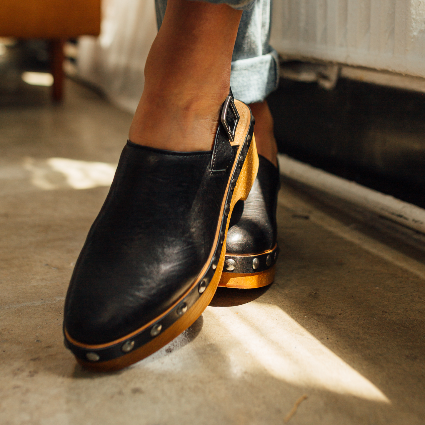 Warehouse Black Leather Clog Kelsi Dagger BK