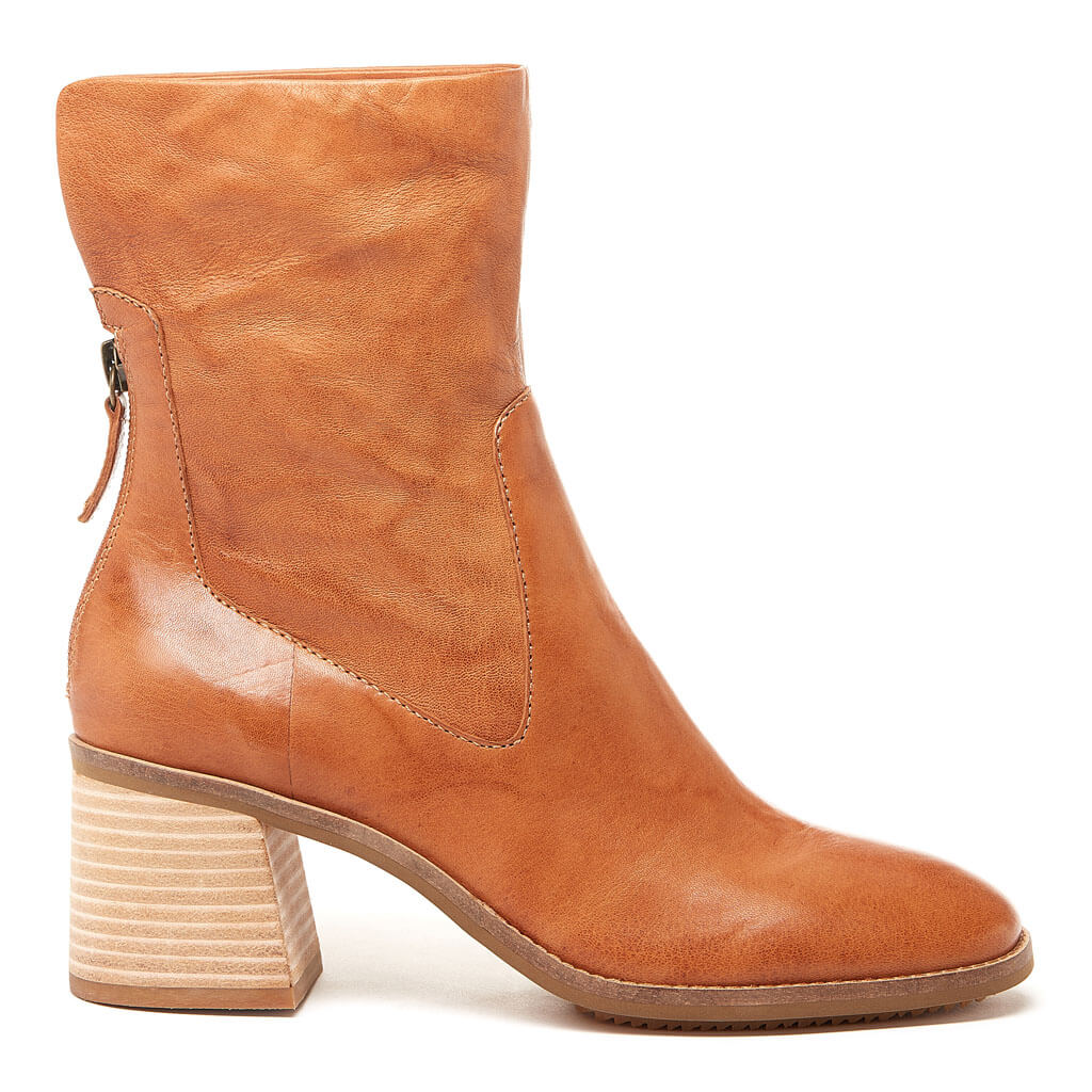 Island Fox Leather Boot